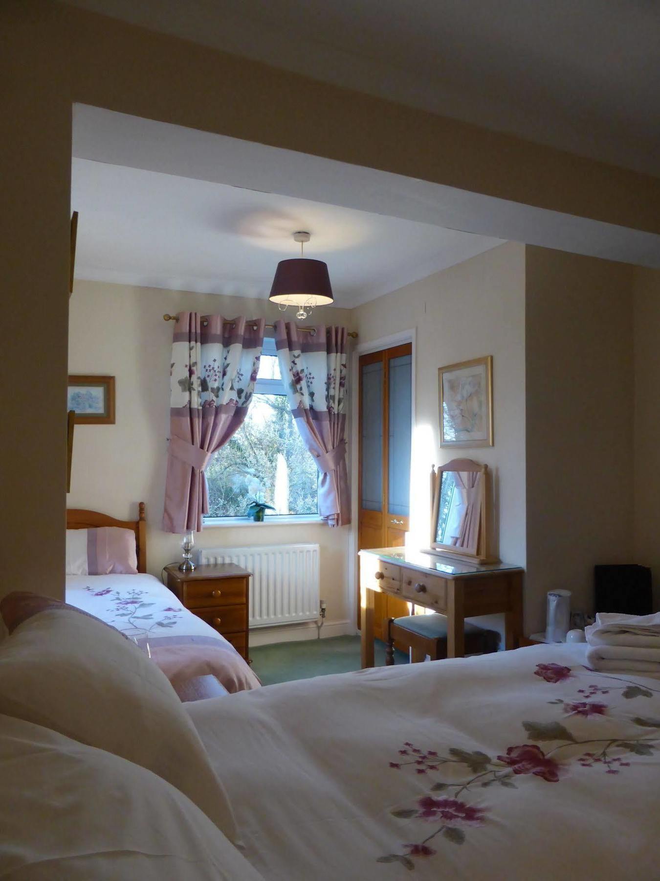Faviere Guest House Стретфорд-на-Ейвоні Екстер'єр фото